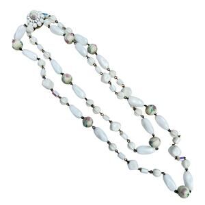 Vintage Hattie Carnegie Signed Bead Necklace 21"